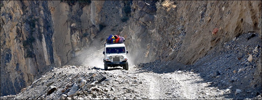 Nepal, viaggio in jeep alla scoperta del alto Mustang!