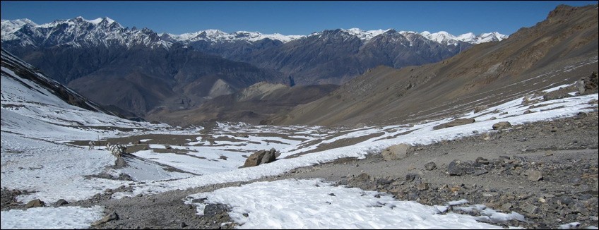 Nepal, il trekking del circuito dell'Annapurna con il lago Tilichio