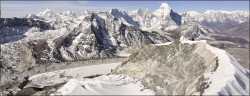 Nepal, alpinismo: il campo base Everest e il Island Peak