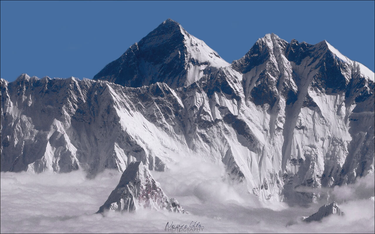 8 dicembre 2020. News: l'Everest non cambia altezza veramente