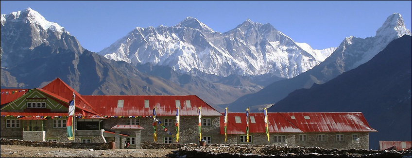 Nepal, Everest Deluxe Trek: panorma da Kongde sull Khumbu