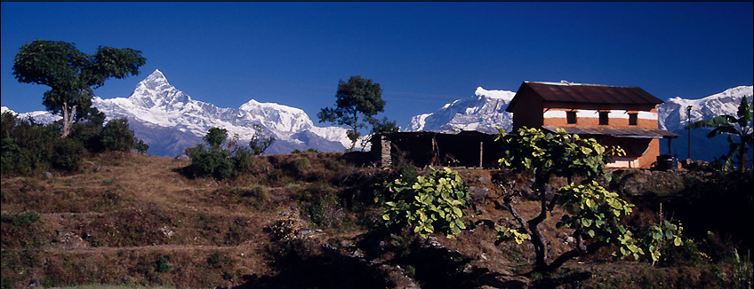 Nepal, panorama da Pokhara verso il Annapunrna Himal