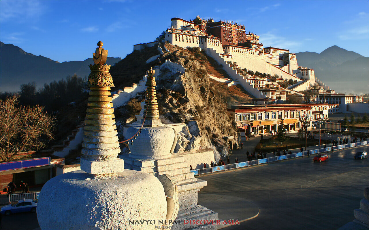 Viaggio-Tibet-Lhasa-la-citta-proibita-potala